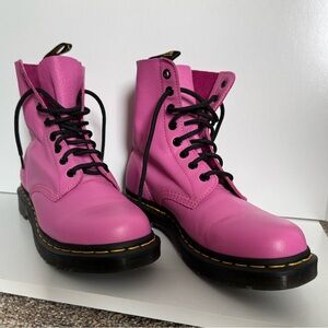Dr. Martens 1460 Pascal Virginia Leather Boots